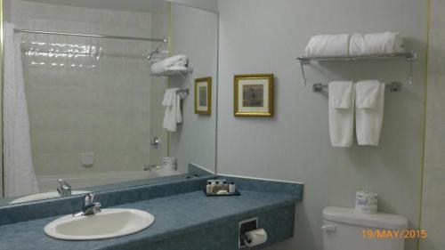 The Bridgeport Inn Fort Mcmurray Luaran gambar